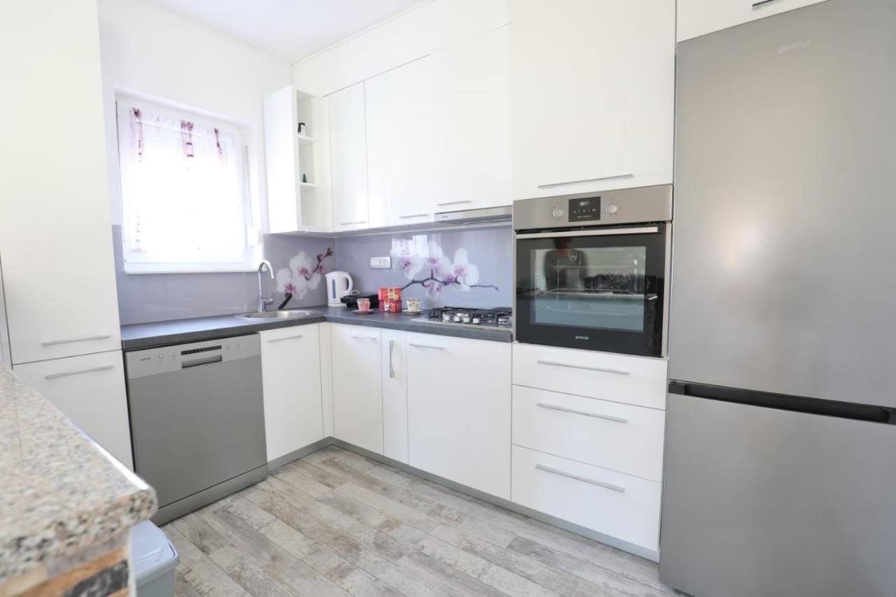 Apartman Teo &Tena Otocac Exterior photo